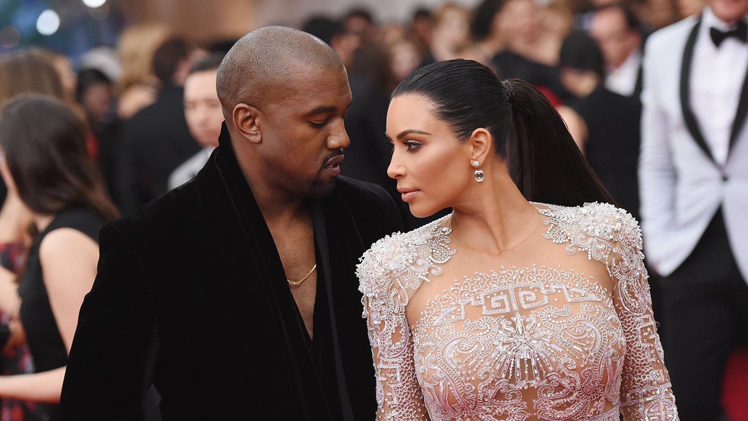 Kanye West (L) and Kim Kardashian attend the 'China: Through The Looking Glass' Costume Institute Benefit Gala at the Metropolitan Museum of Art on May 4, 2015 in New York City.
