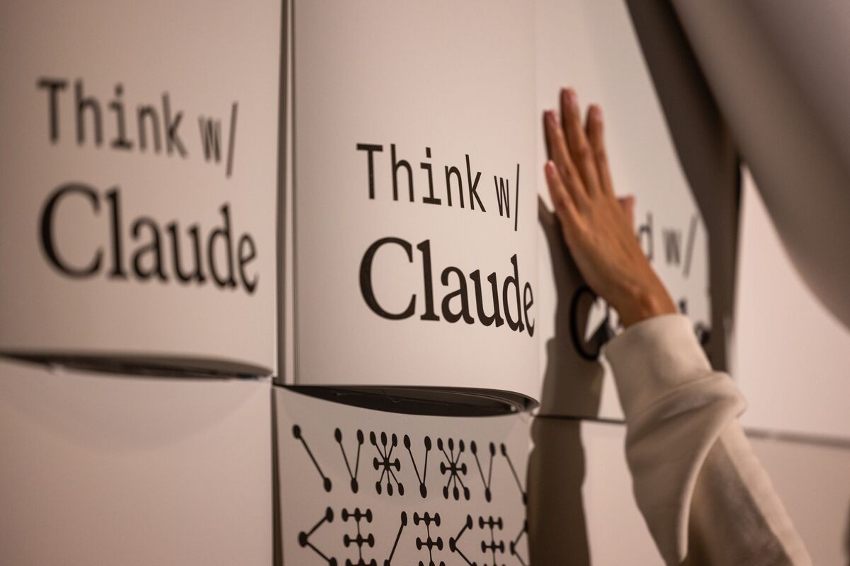 Anthropic lancia Claude Tag, il collega AI dentro Slack