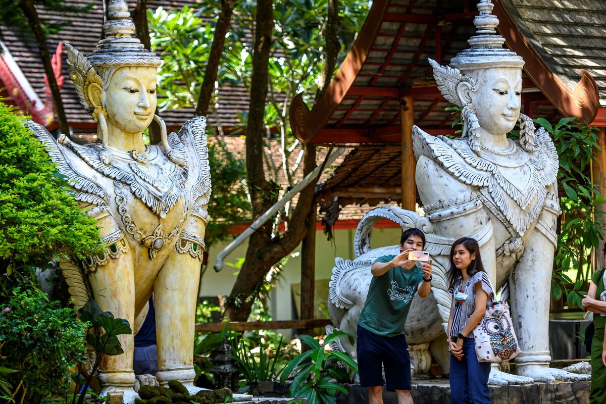 featured image thumbnail for post Thailand Sets Extra Holidays to Spur Tourism-Reliant Economy