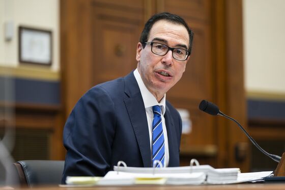 Mnuchin in Talks With Fannie-Freddie Overseer on Rushed Redo