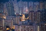Apartment Rents in Hong Kong Sink to Lowest in Almost Two Years