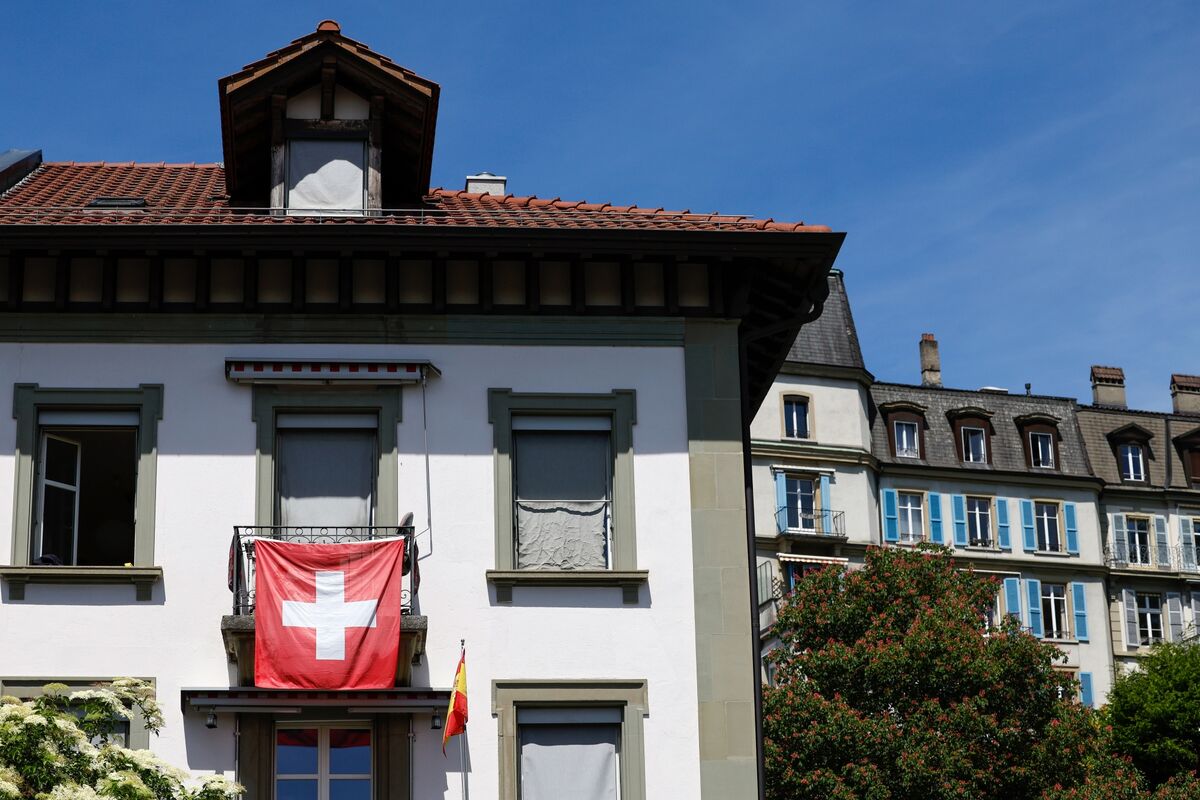 Swiss to Vote on Stricter Neutrality Proposal in September