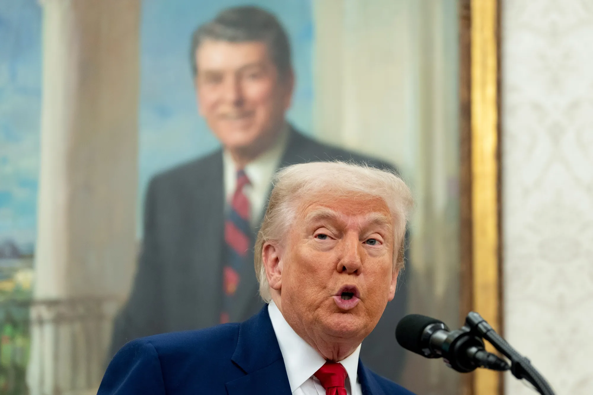 Trump's Promises of Easy Wins Meet Reality During a Rocky Week - Bloomberg