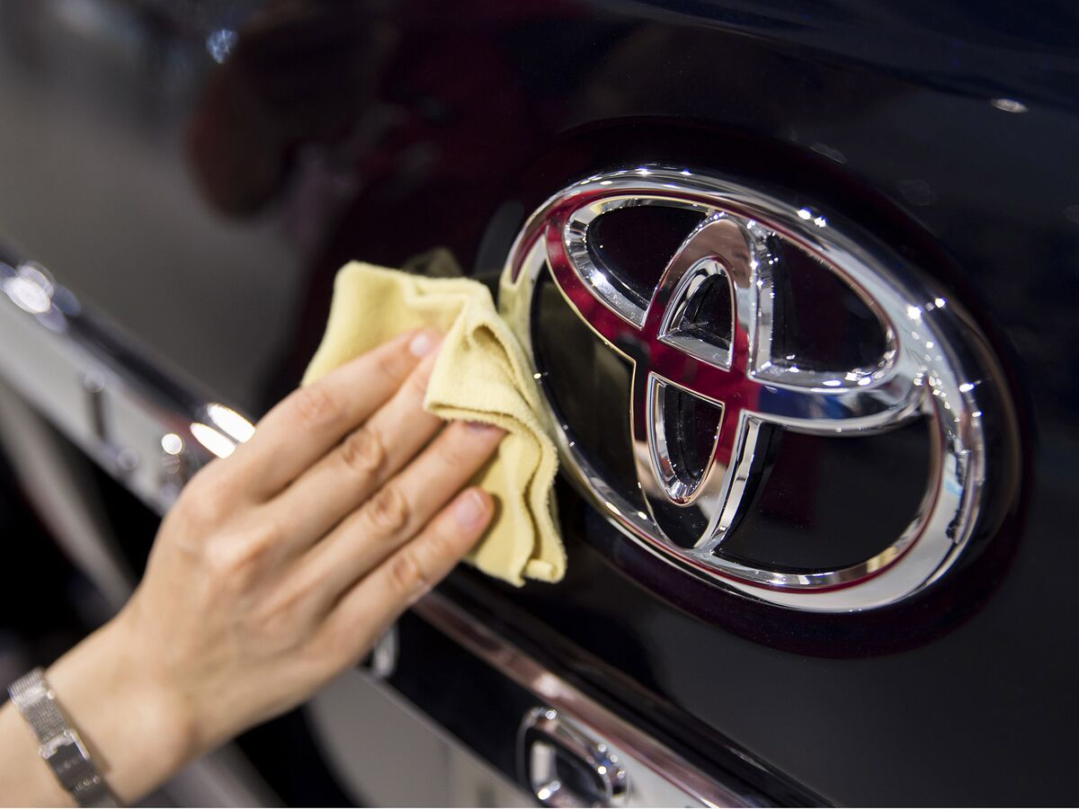 By Plowing Millions Into Uber, Toyota Eyes Future of Cars