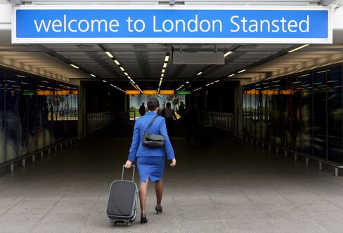 Stansted Seen Hosting Gulf Airlines Under Manchester Deal