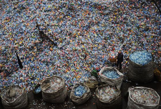 The World’s 2-Billion-Ton Trash Problem Just Got More Alarming