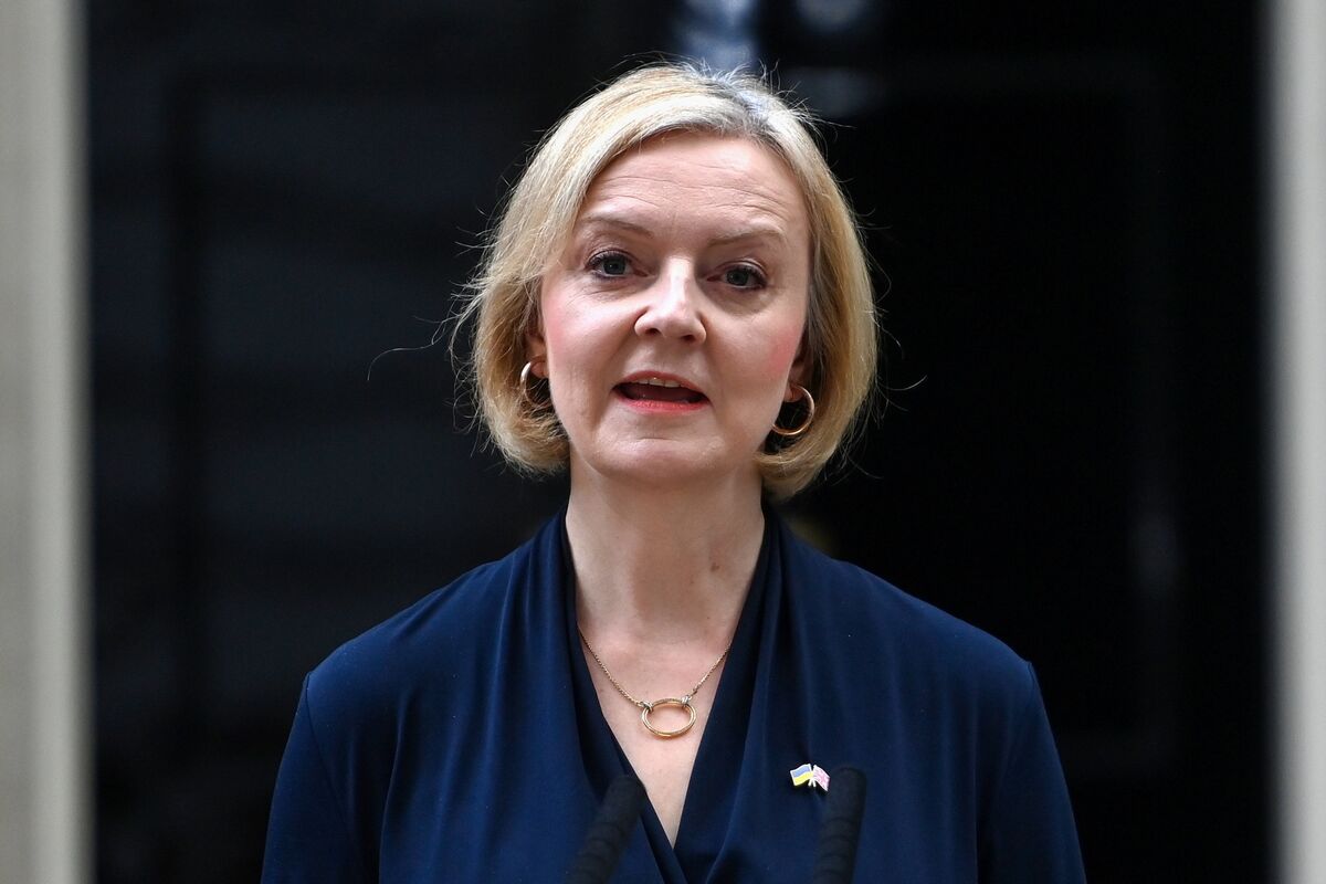 Prime Minister Liz Truss’s Flop Carries Price Tag for UK Economy ...