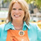 Headshot of Crystal Hanlon