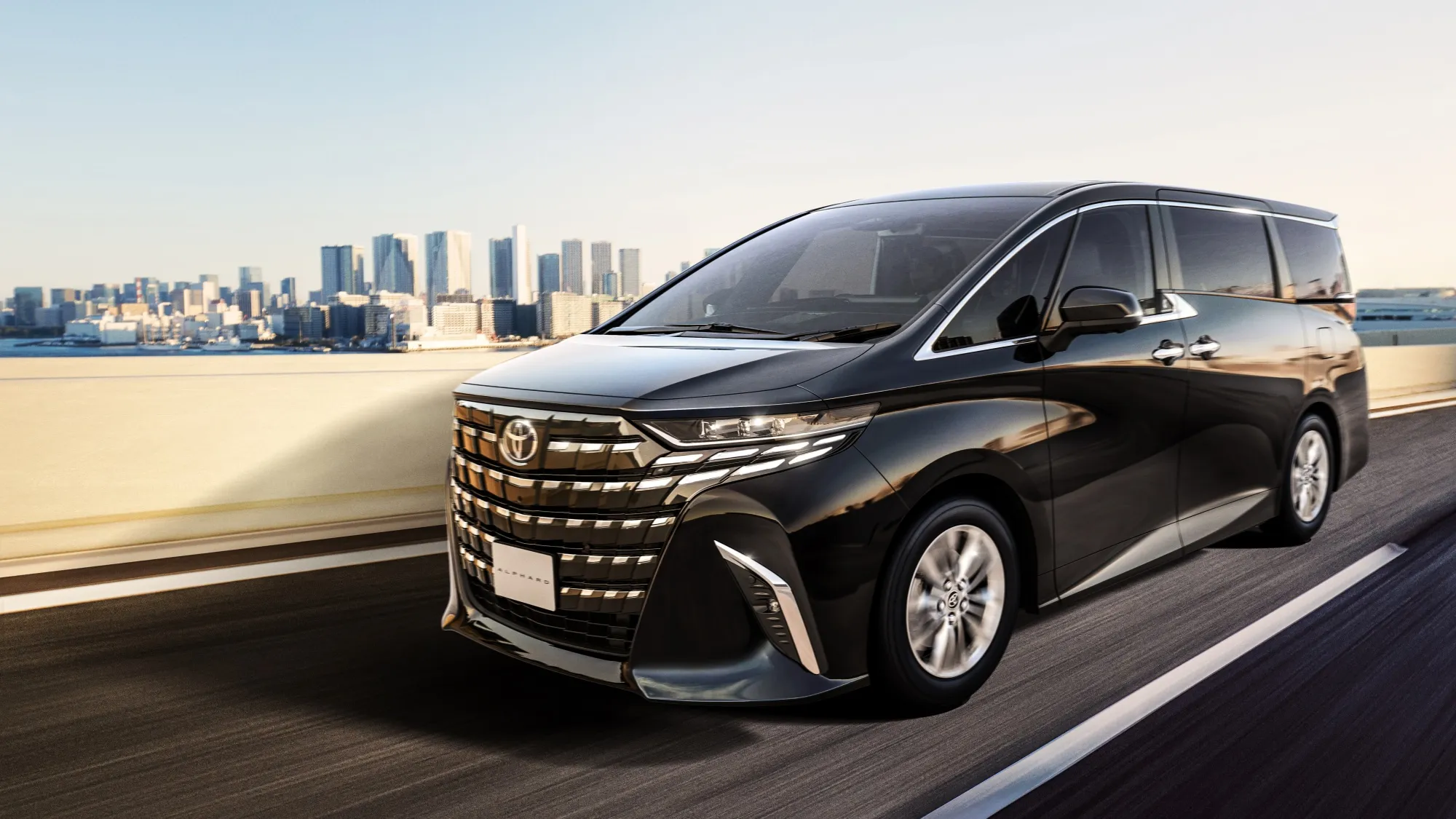 VealArrow　Zs AV-011 ALPHARD/VELLFIRE Toyota 'Alphard' Minivan Reborn with 'Vellfire' Companion
