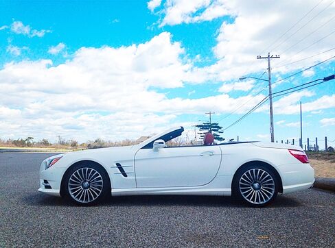 The SL400 is the modern embodiment of the SL300 Mercedes that was made 60 years ago.