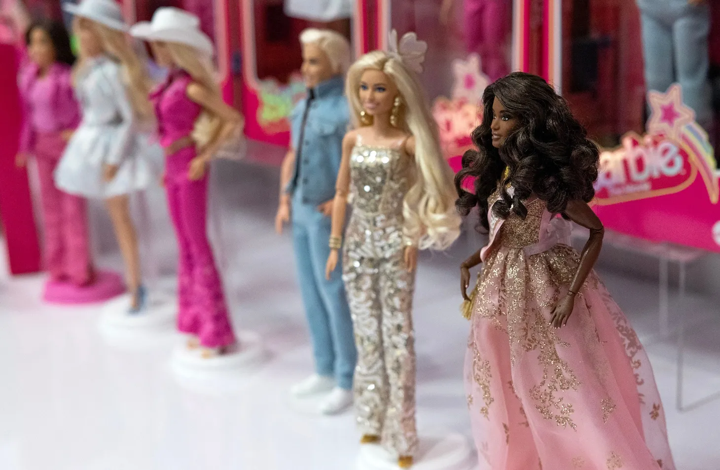 Barbie toy company online