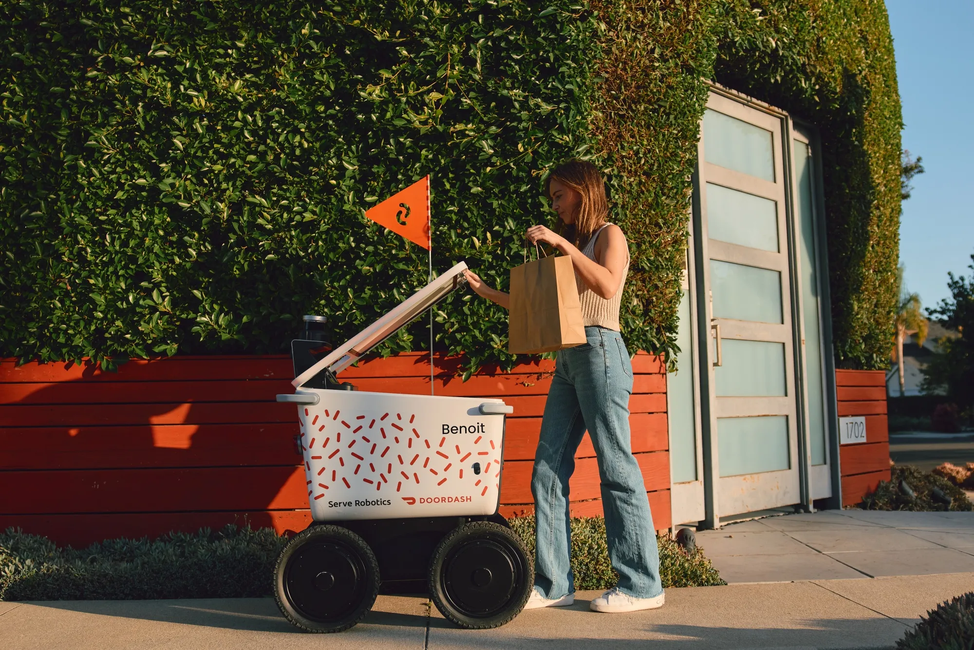 Serve’s robots will fulfill some DoorDash orders starting in Los Angeles.