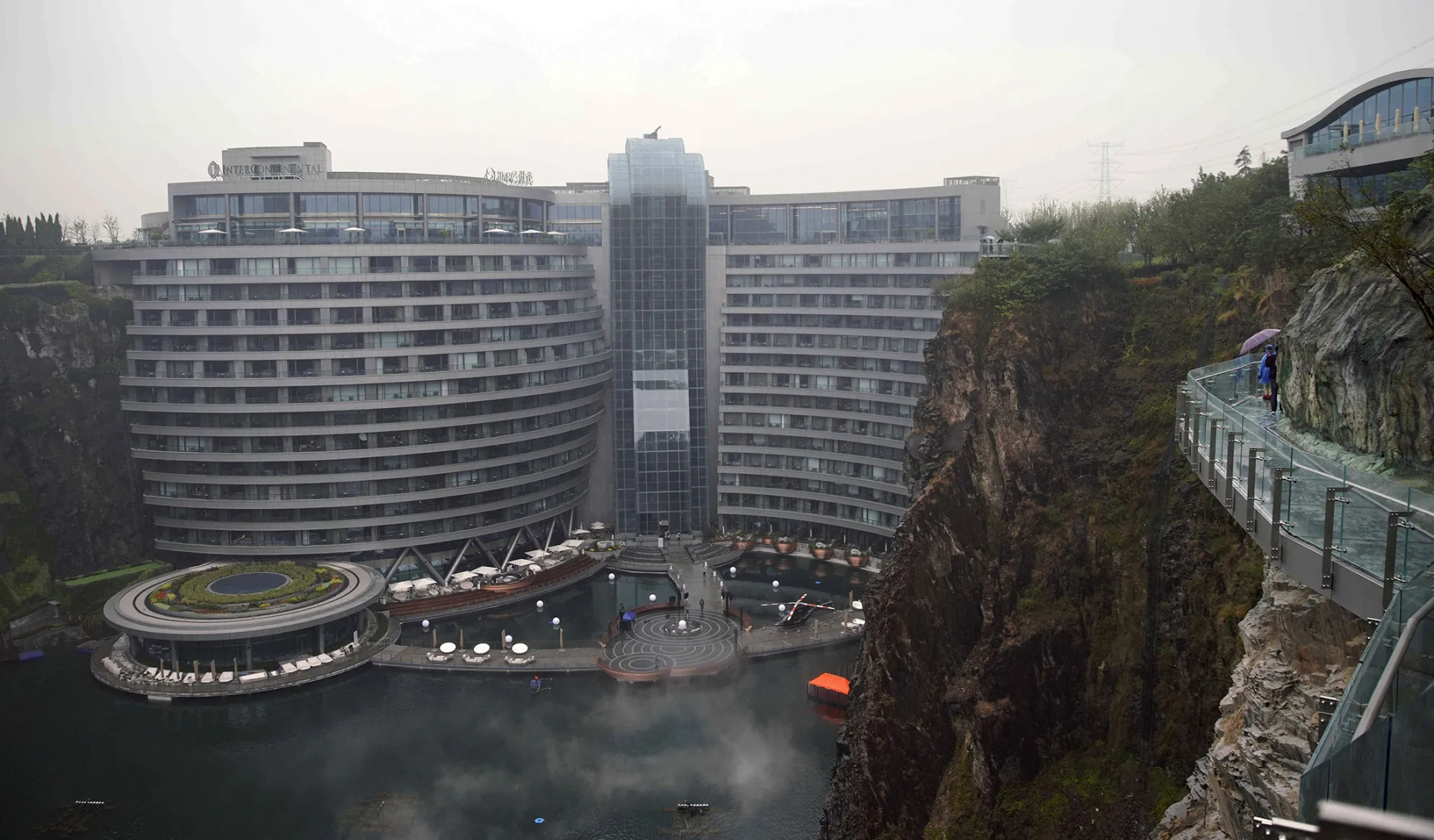 Intercontinental Shanghai Wonderland Hotel