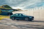 The new Bentley Flying Spur Hybrid has a&nbsp;combined power output that beats that of the Bentley Bentayga Hybrid by 96 hp and&nbsp;matches that of the conventional Flying Spur’s V8 engine.