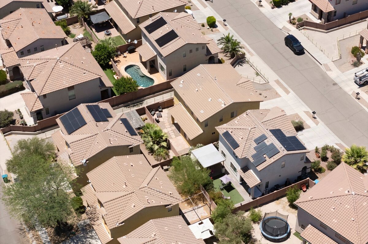 
                            Solar Panels and Heat Pumps to Be More Expensive in 2026