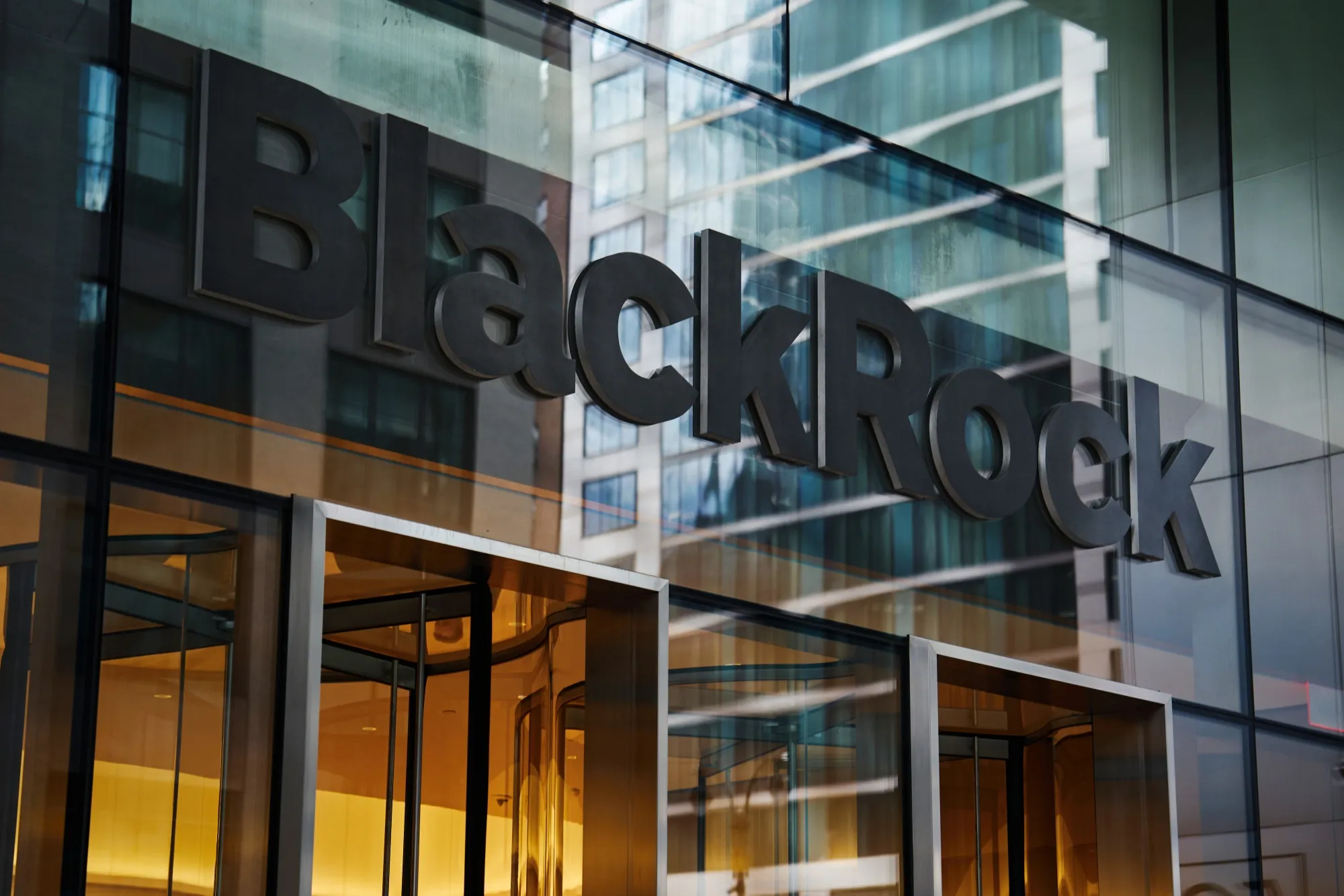 BlackRock Debuts Bitcoin Exchange-Traded Product in Europe - Bloomberg