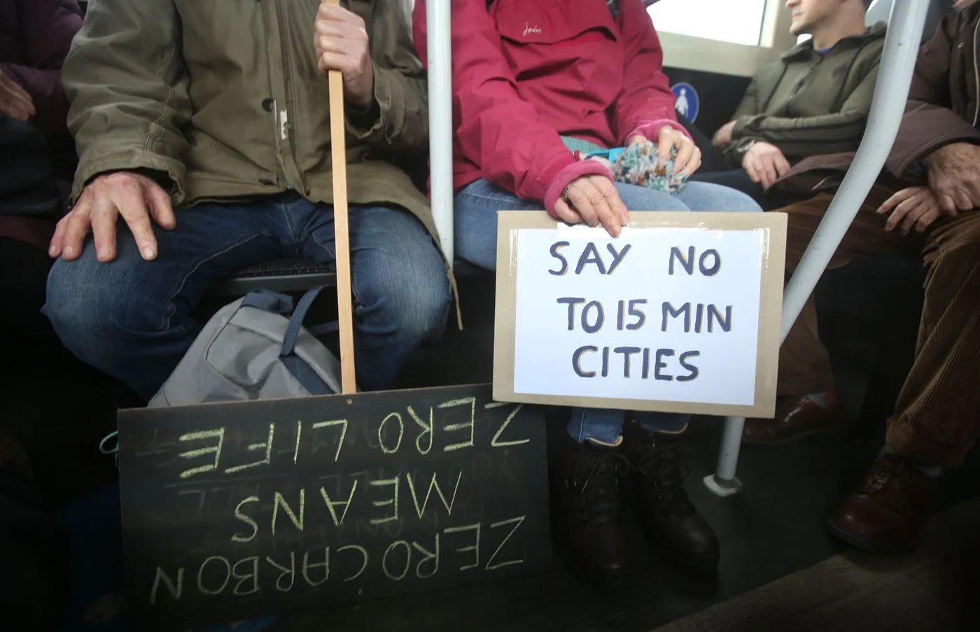 Protesters in Oxford resist the oppressive yoke of walkability on Feb. 18.&nbsp;

Photographer: Martin Pope/Getty Images Europe