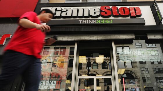 GameStop Frenzy Reaches Biden and Powell as Hedge Funds Squeezed