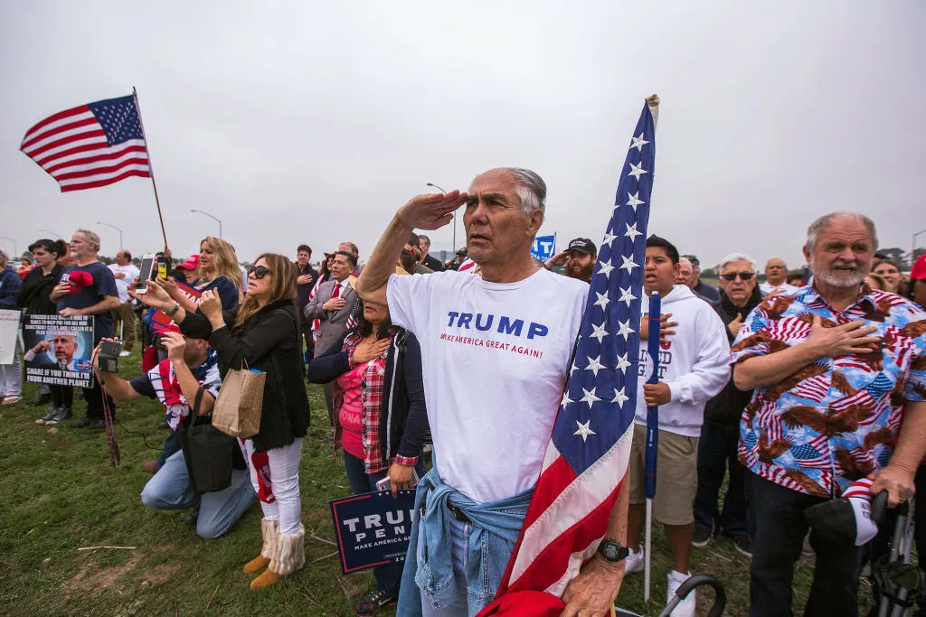 Rallying behind the president.