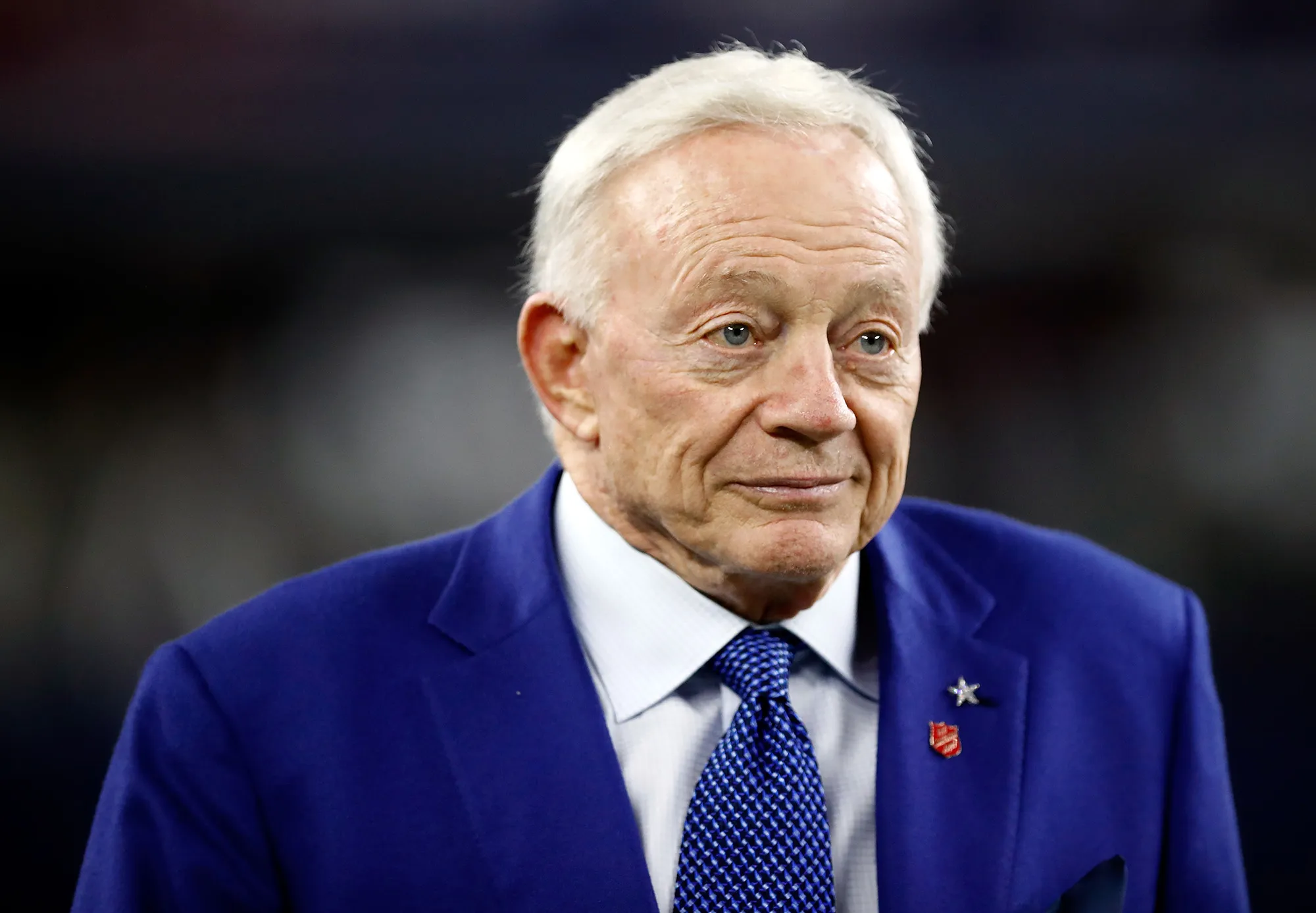 Dallas Cowboys Owner Jerry Jones Seeks Shale Gas Deals - Bloomberg