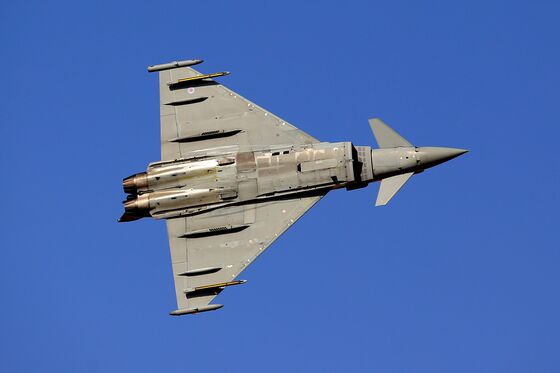 Qatar Said to Seek $4 Billion Loan for Typhoon Fighter Jets