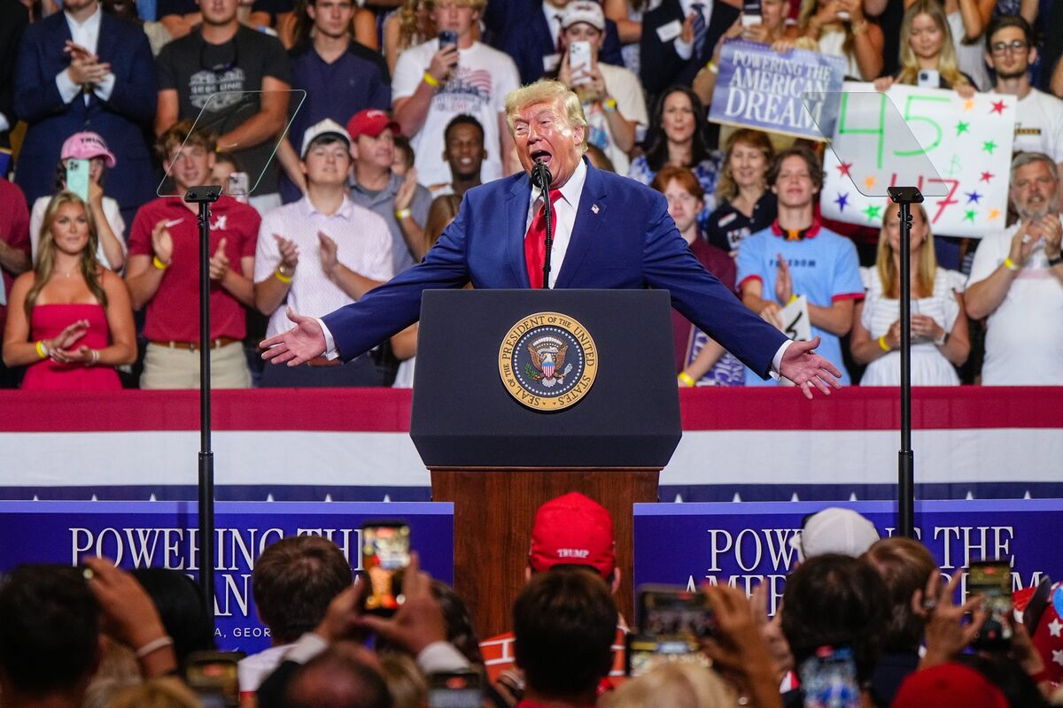New Trump Tariffs, Jobs Surprise, Macquarie’s Next CEO