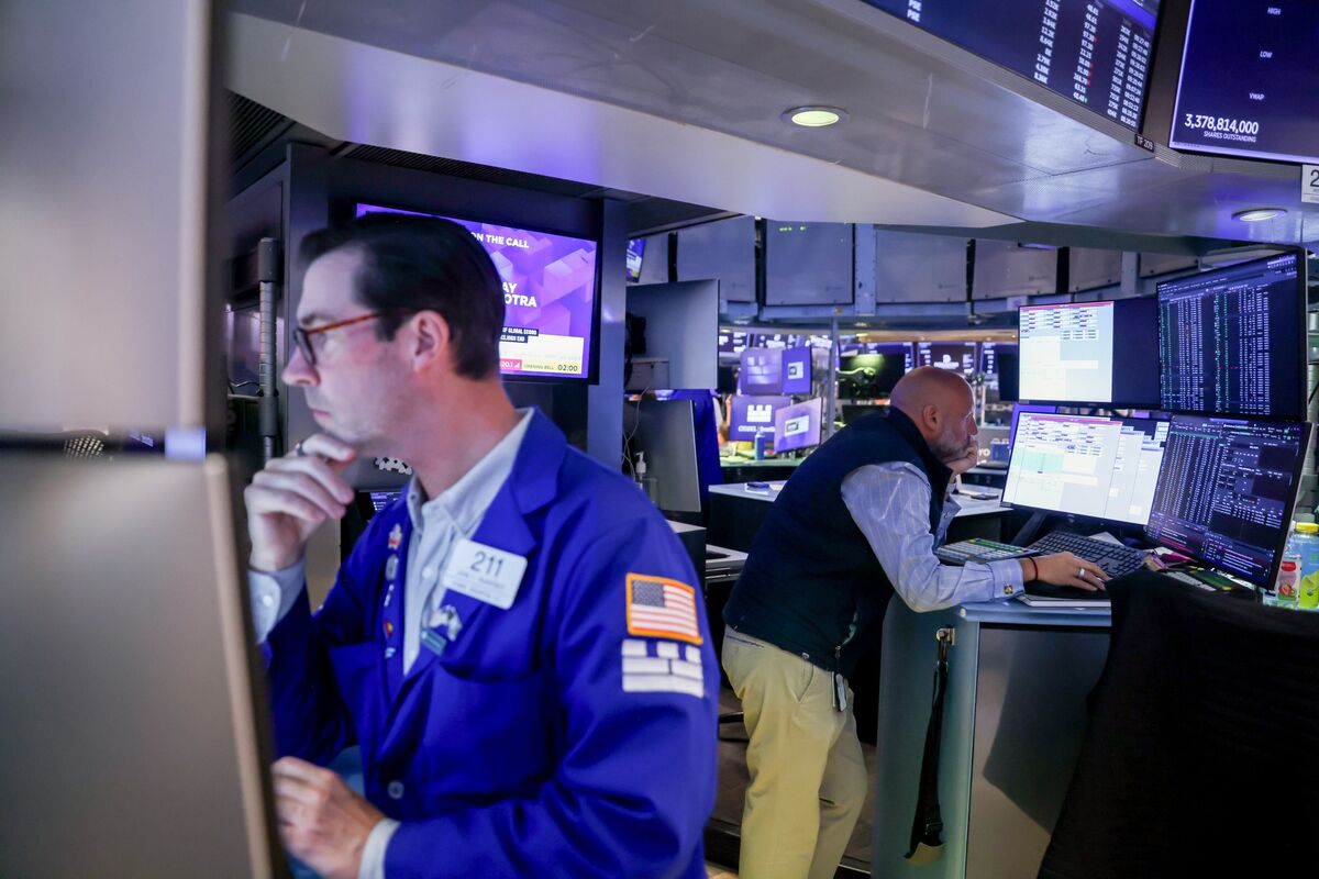 US Futures Climb on Reports Peace Talks to Resume: Markets Wrap