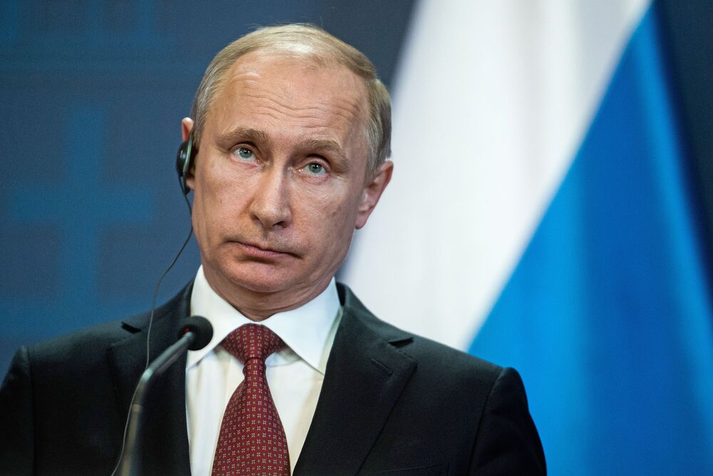 Putin Quietly Drops Goal to Make Russia an Economic Powerhouse ...