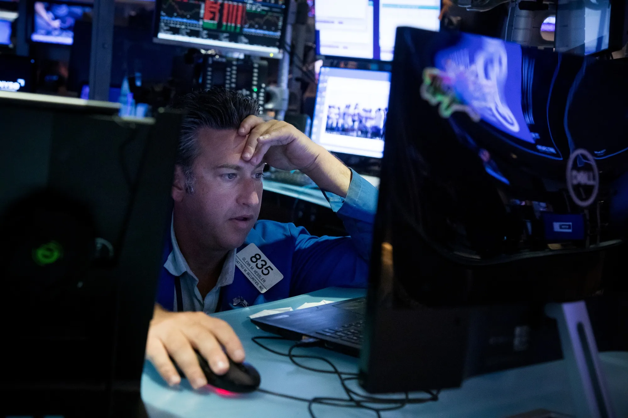 A trader works on the floor of the New York Stock Exchange (NYSE) in New York, US, on Friday, Aug. 26, 2022.&nbsp;