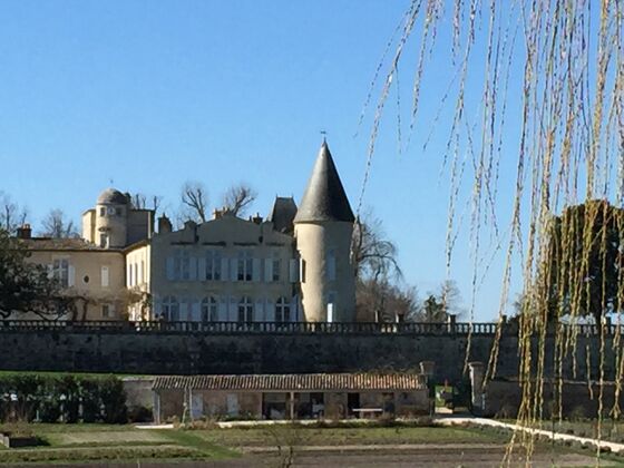 Bordeaux '17 Pricing Causes Backlog of Wine Stocks, Liv-ex Says