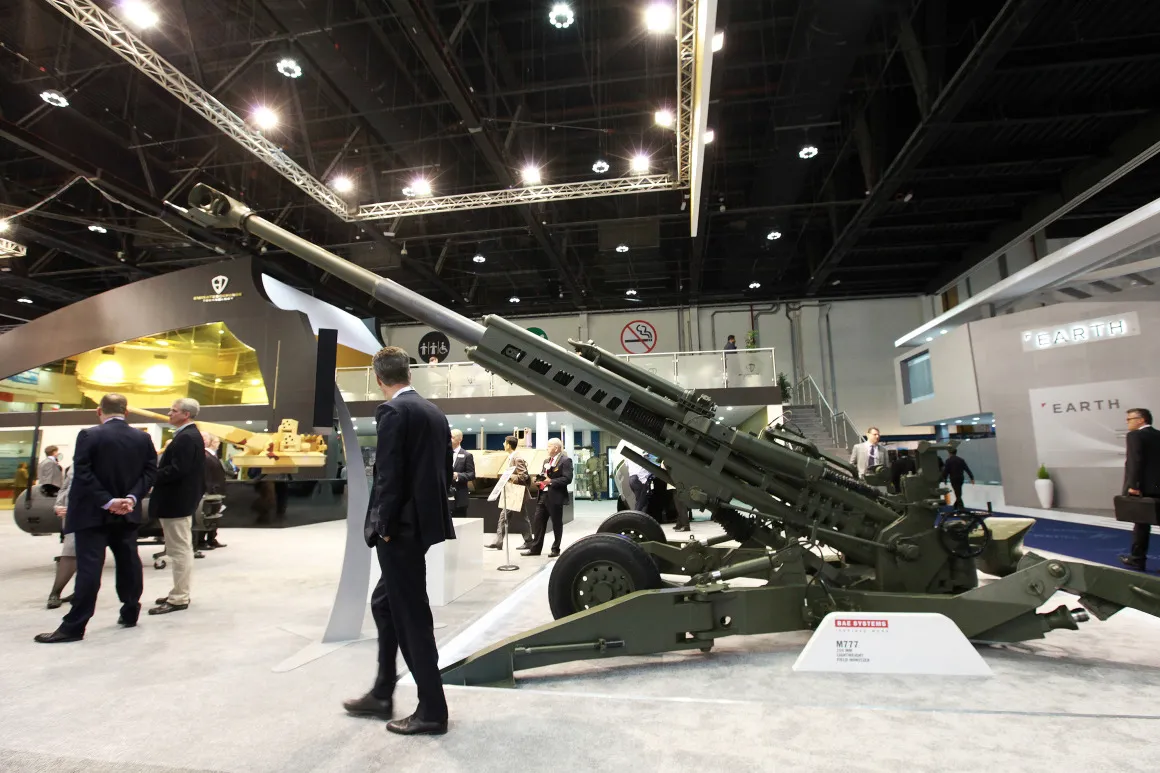 An M777 155mm lightweight field howitzer at the International Defence Exhibition (IDEX) in Abu Dhabi in&nbsp;2015.