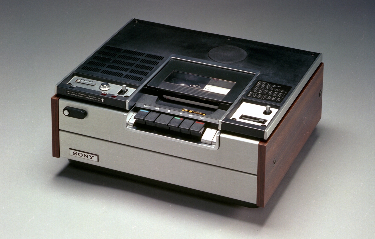Sony Betamax (1975)
