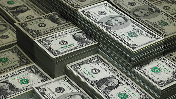 Dollar Does Not Deserve Its 'Very Rich Valuation,' Goldman Strategist Says