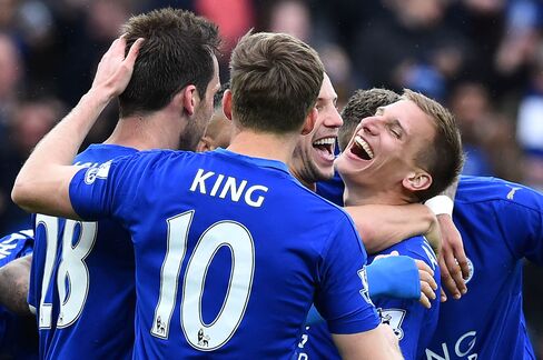 FBL-ENG-PR-LEICESTER-SWANSEA