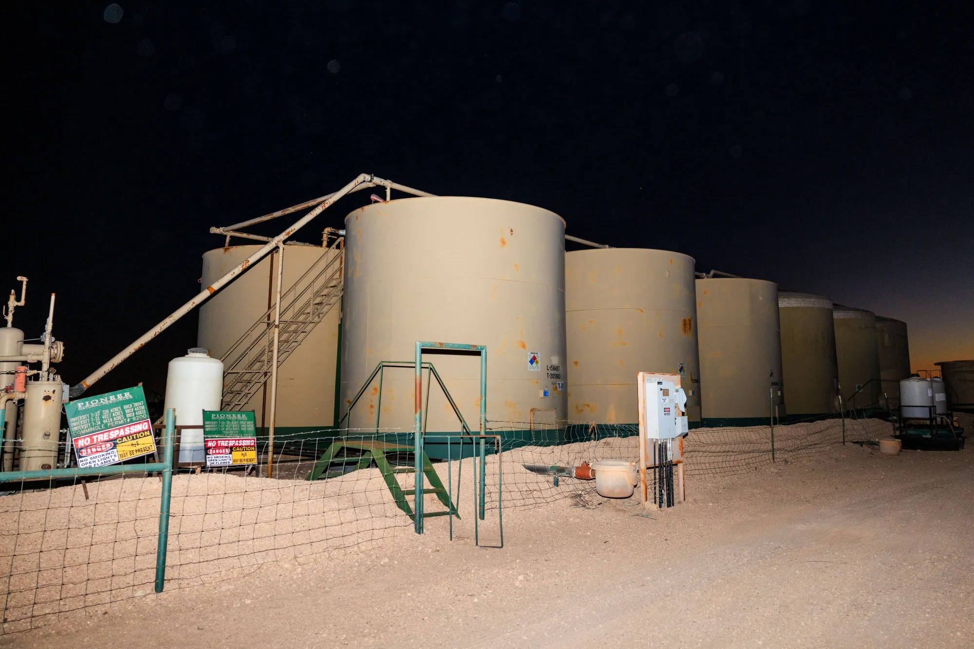 The sun is setting on crude oil.&nbsp;