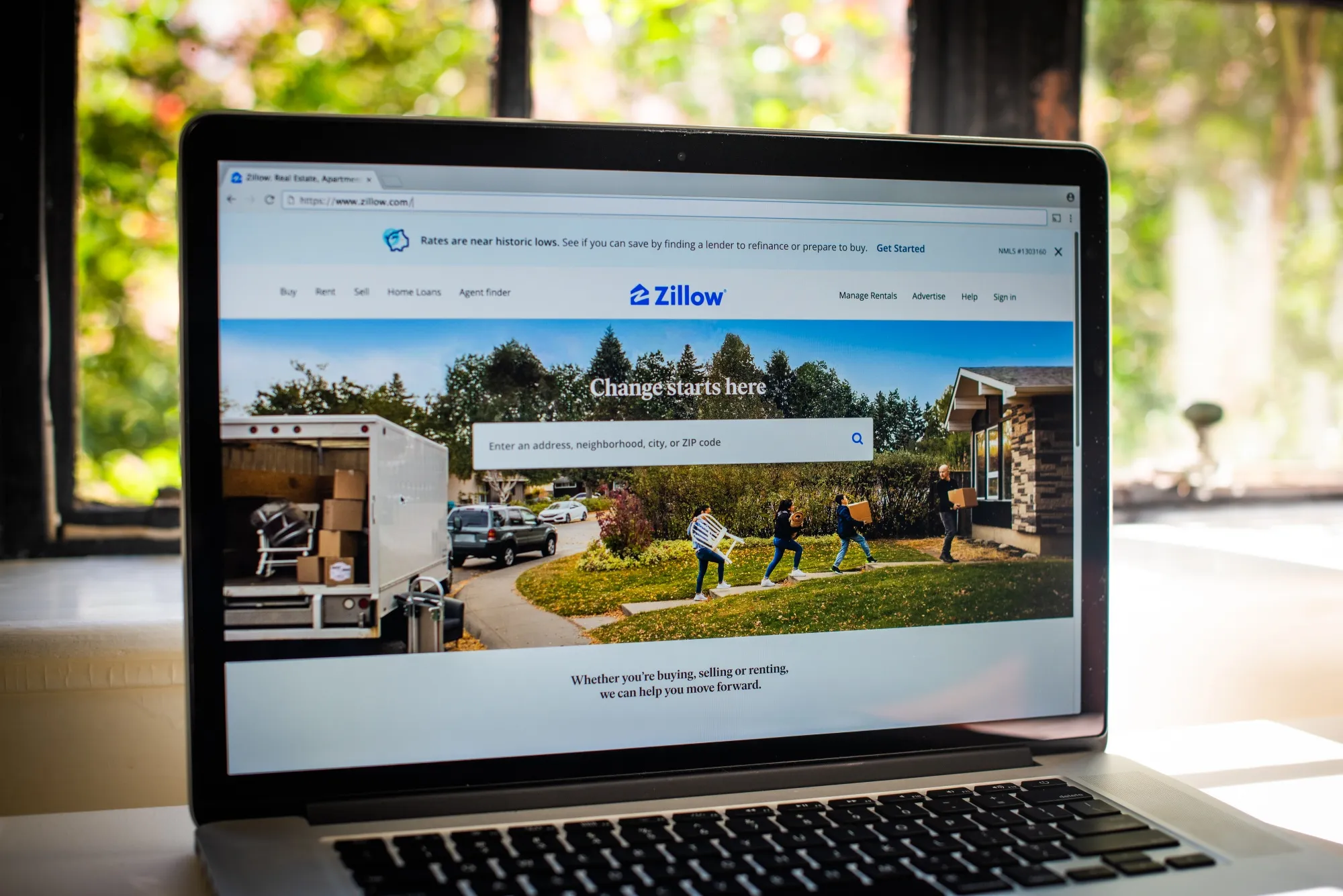 Zillow Application Ahead Of Earnings Figures
