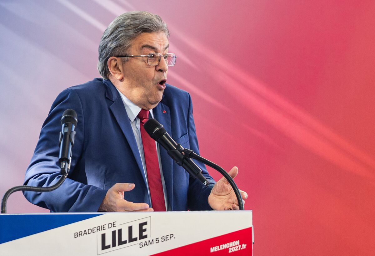 Melenchon and the AfD Are Setting the Stage for an Epic Euro Fight