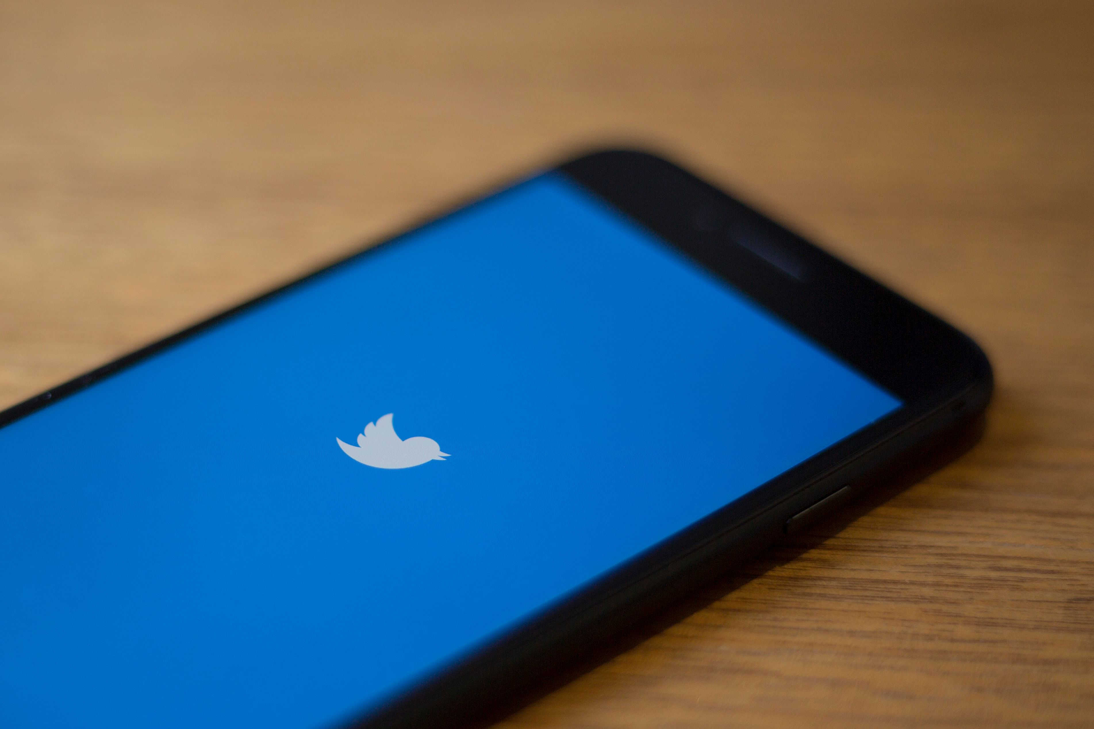 Can Twitter Build Something Worth Paying For? - Bloomberg