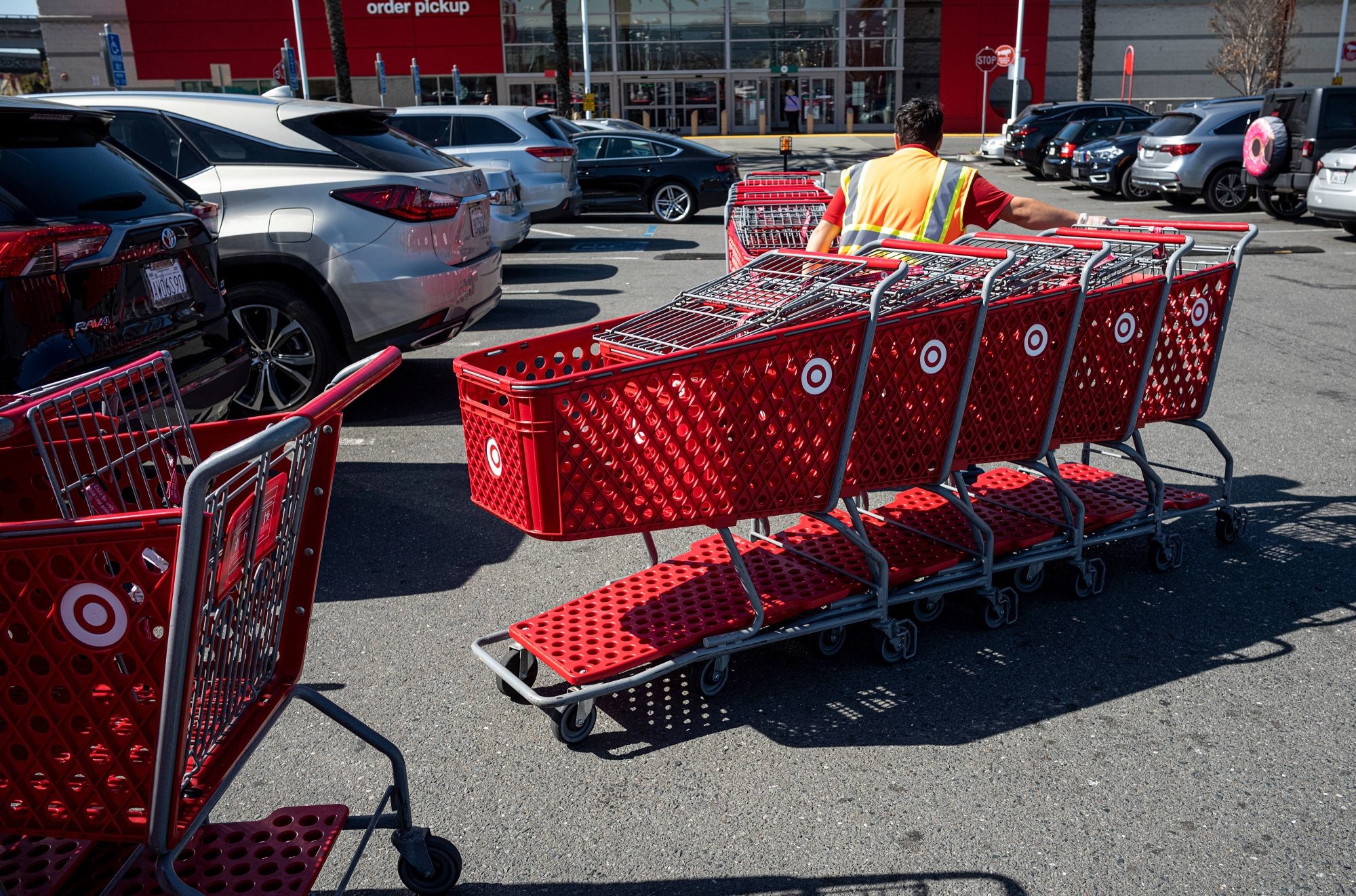 Target Offers Free College Courses For Staff In Program To Mirror 