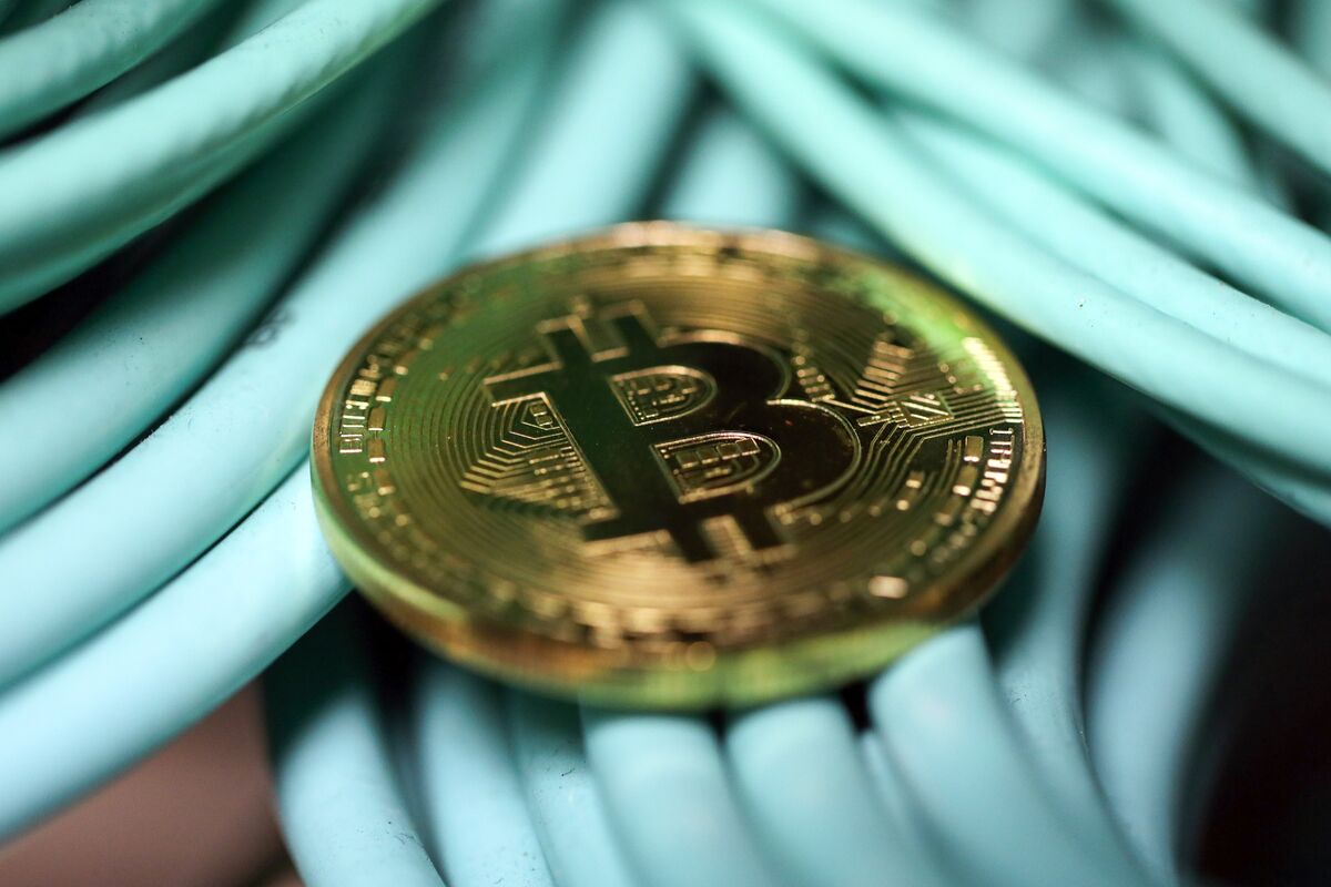 ビットコイン、ハッカーに盗まれた－採掘サービスのナイスハッシュ - Bloomberg