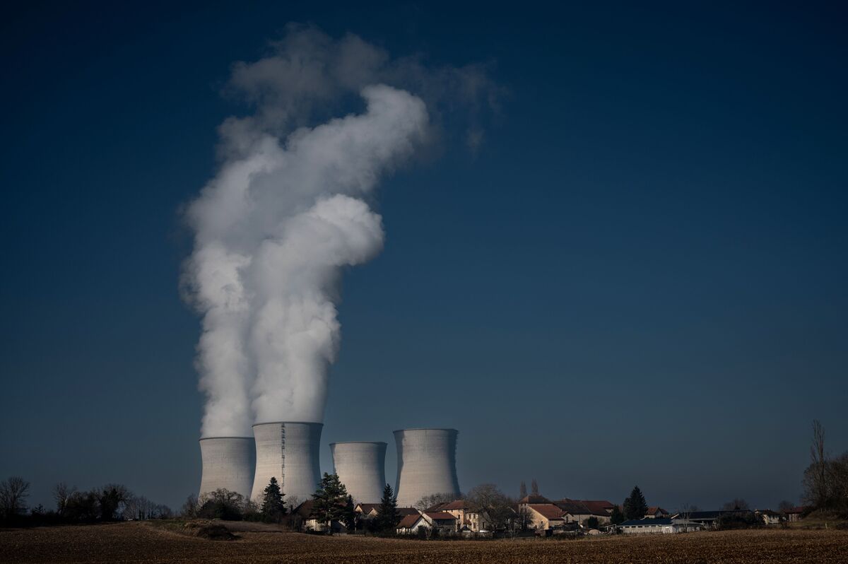 EU Nations Back Renewable Deal as France Wins Nuclear Assurances ...