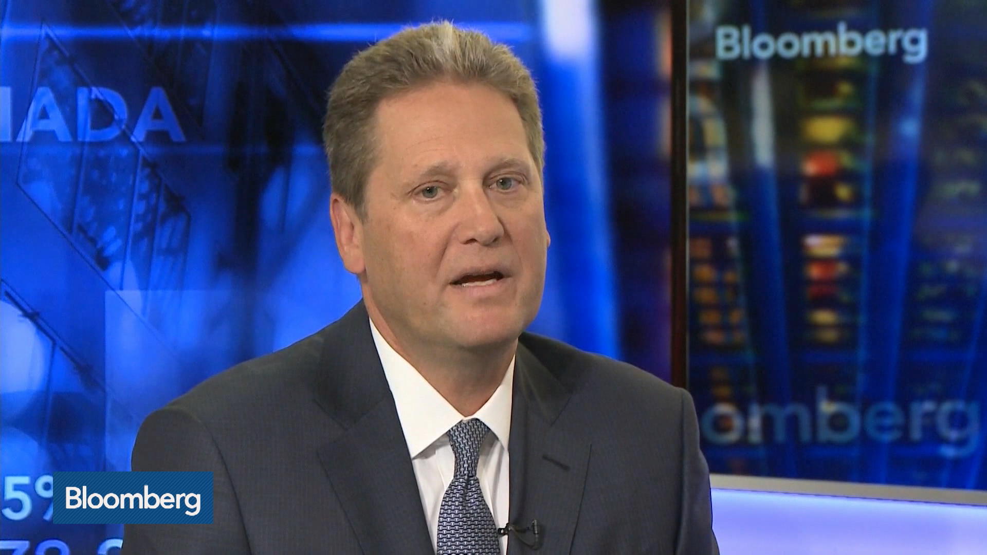 Newest Canadian Bank Aims to Woo Country's Chinese Families