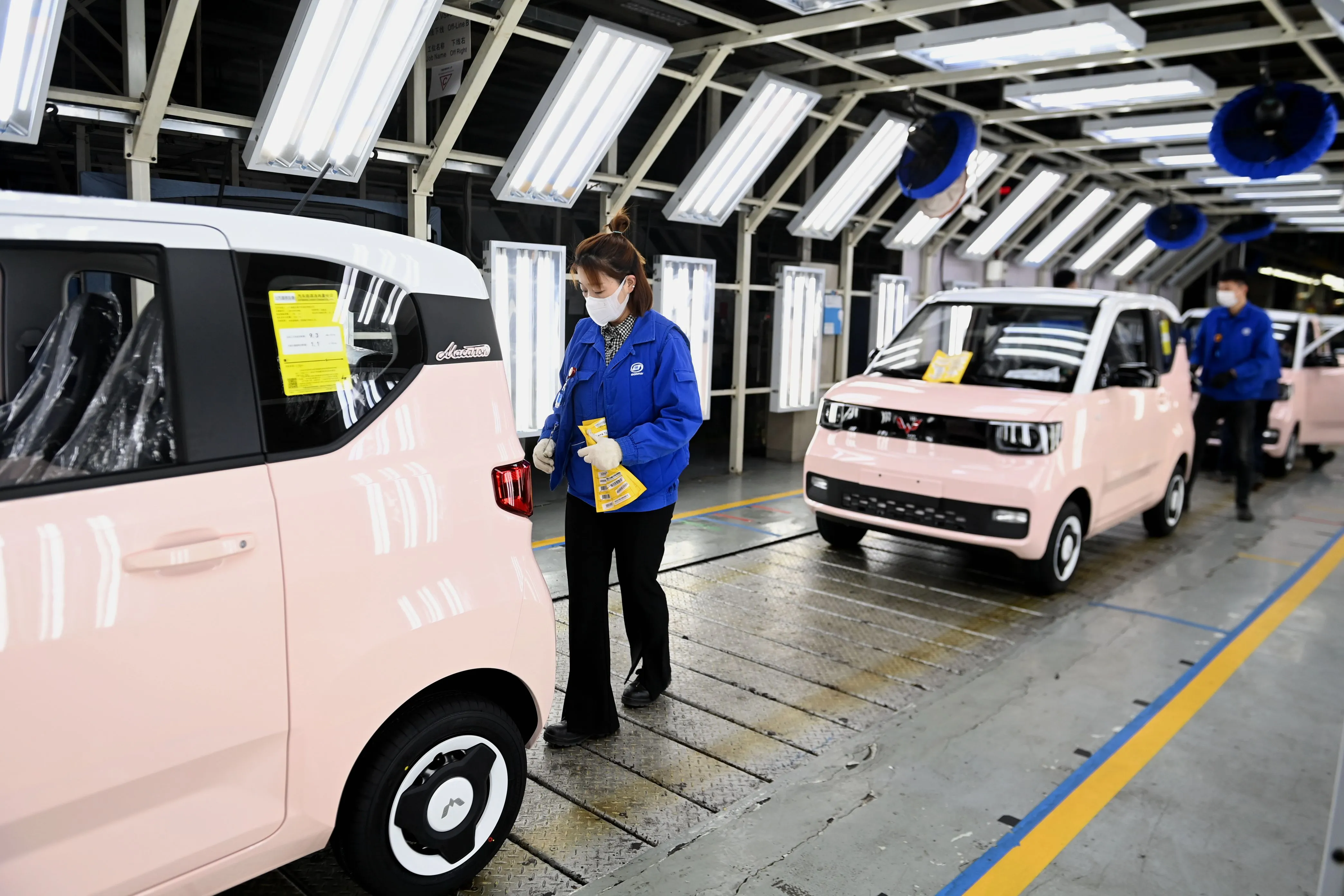 A big opportunity for a little car.
Photo: Yu Fangping/VCG/Getty Images