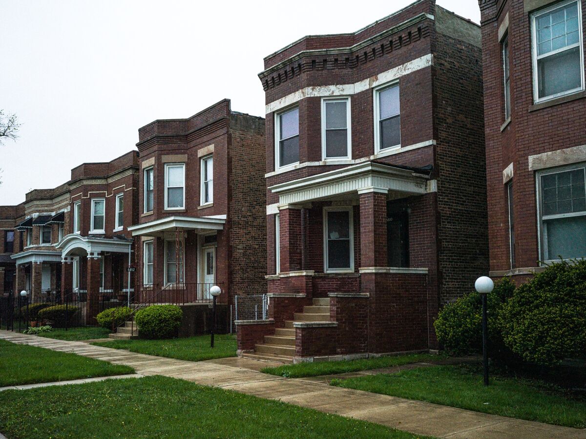 Chicago’s High Property Taxes Pay for Squeezed Retiree Benefits Bloomberg