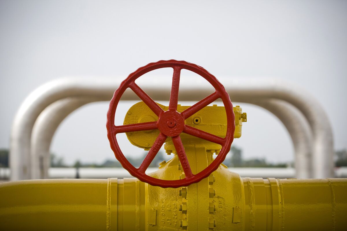 Slovakia Seeks Guarantees Blocking EU Russian Gas Sanctions