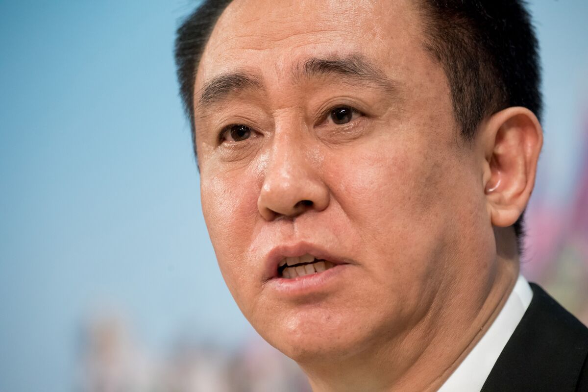 Evergrande Chairman’s Ex-Wife Was ‘Just a Housewife,’ Court Told