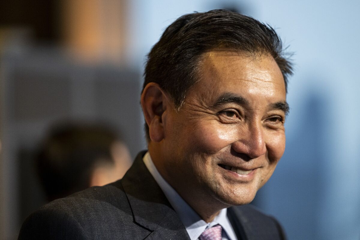 bloomberg.com - Anuchit Nguyen - Thai Billionaire Revives Vietnam Gas Projects in Overseas Push