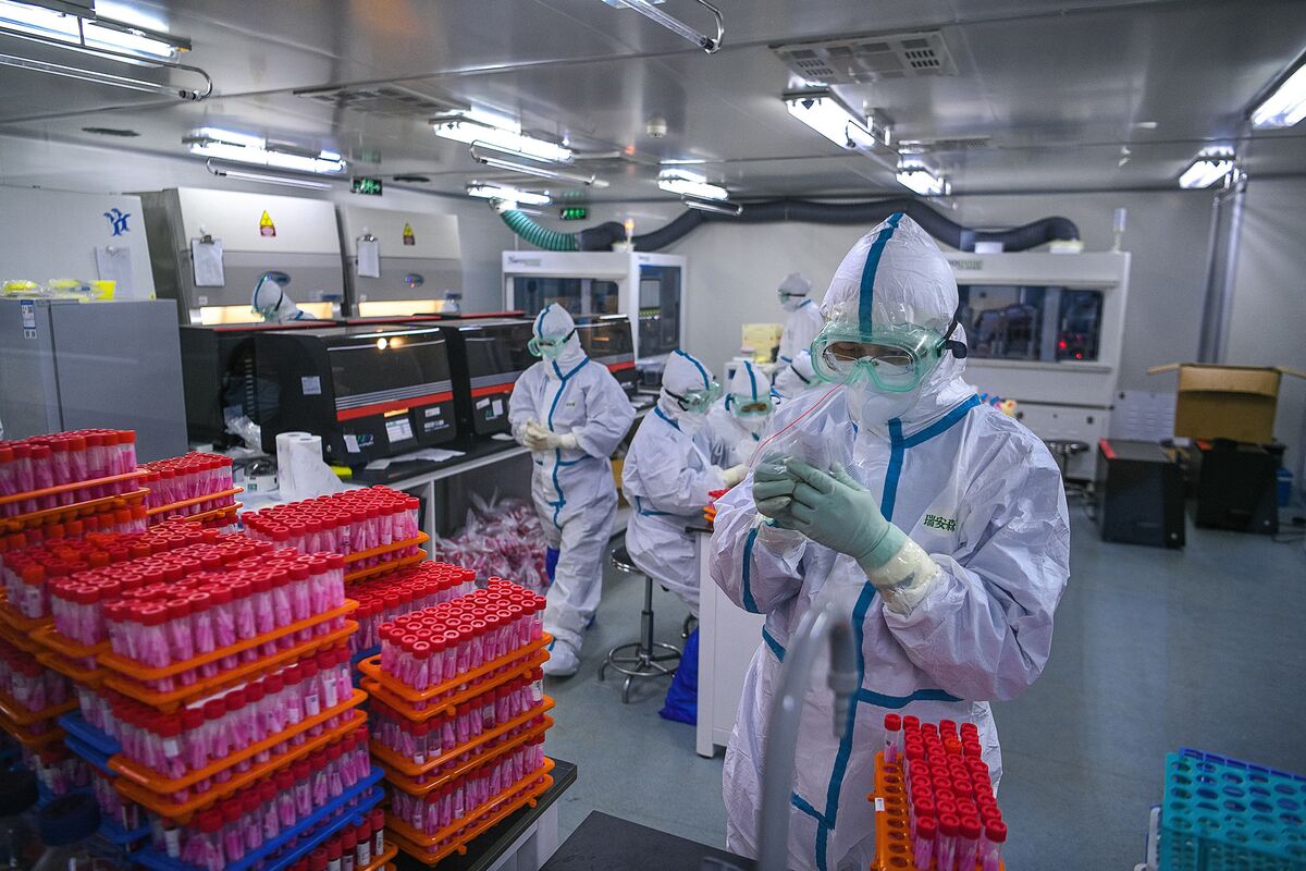 Covid Vaccine Rush in China Raises Fears of Booming Black Market