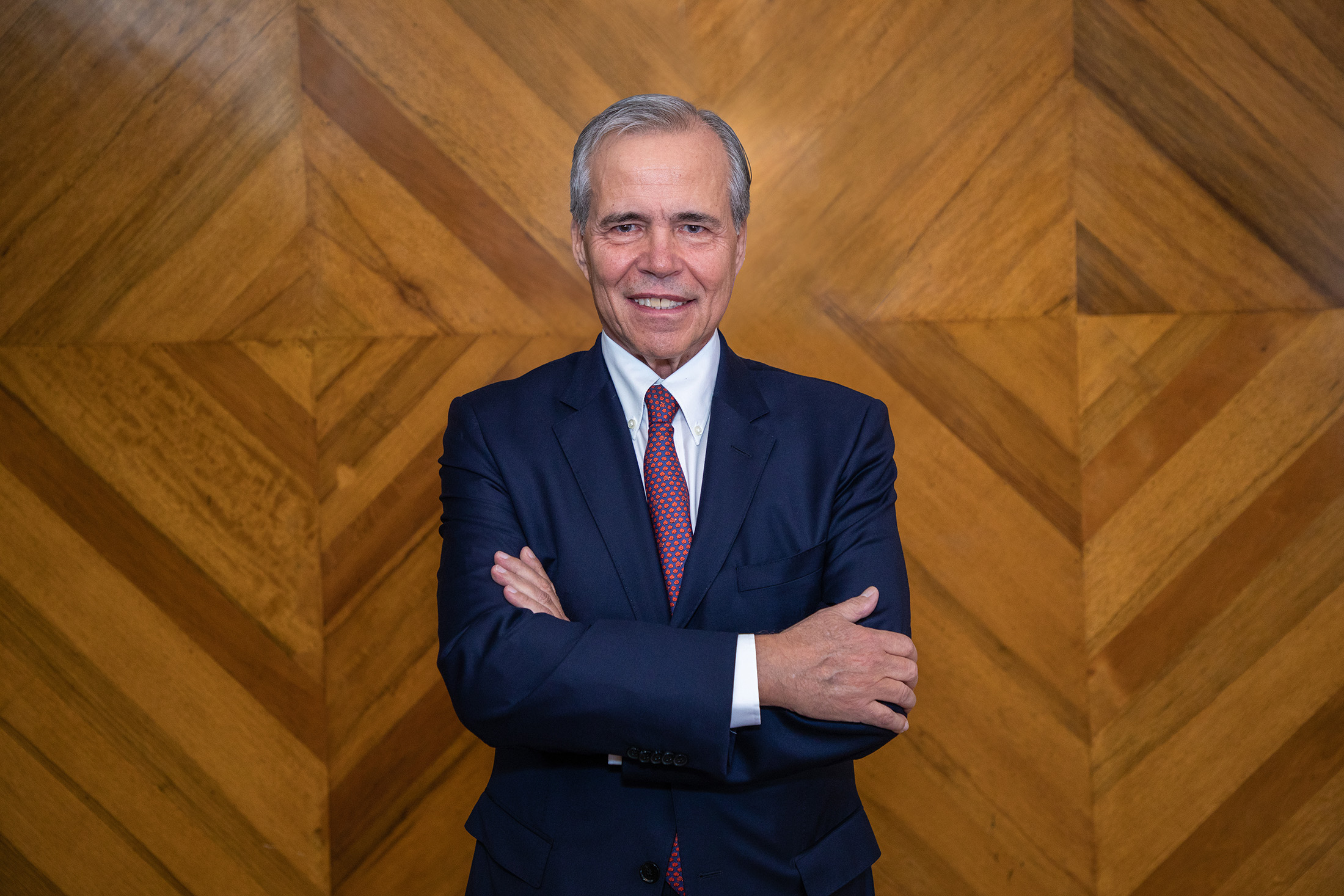 Codirector BanRep: déficit fiscal clave para decisión de tasas - Bloomberg