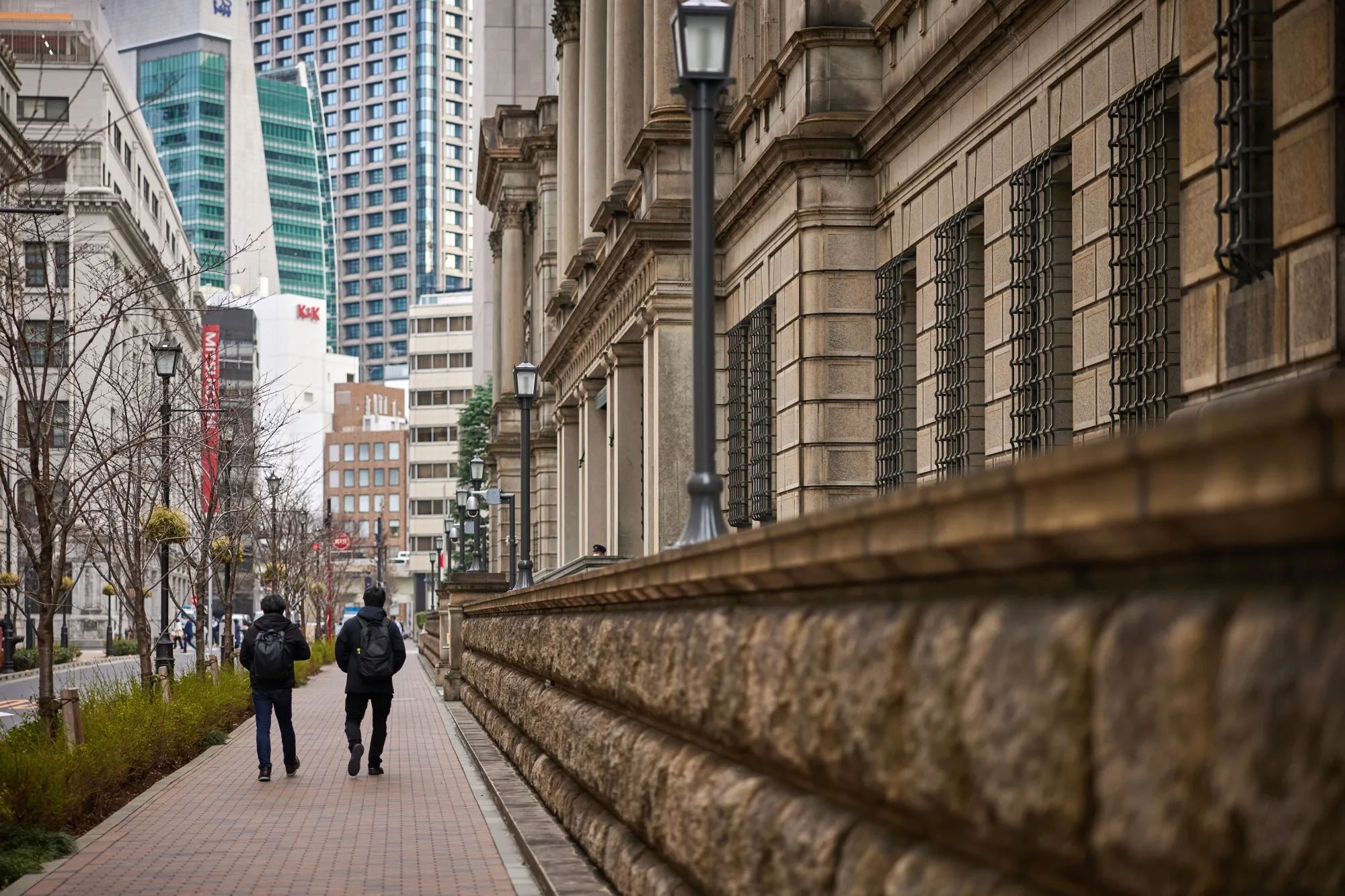 メガバンクと証券、国債購入の積極的な減額を主張－日銀の実務者会合